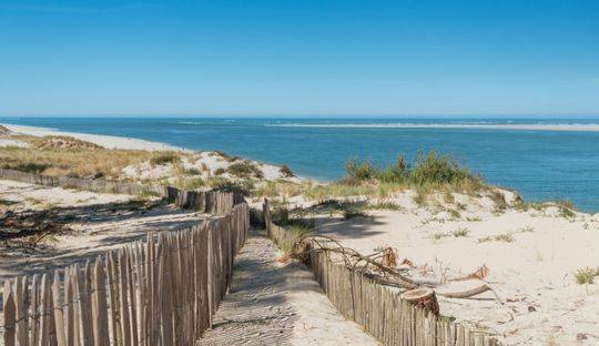 Le littoral Atlantique, un joyau naturel préservé à 50km de Bordeaux.